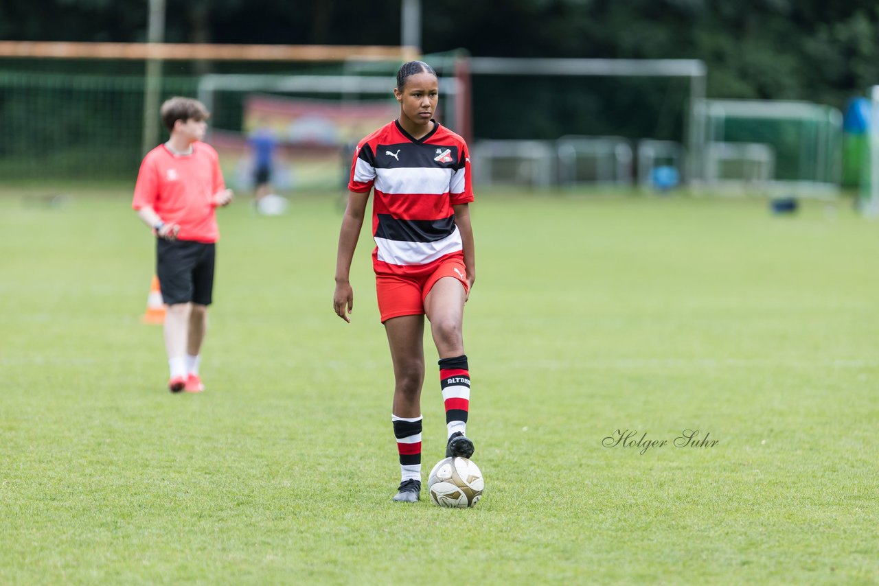 Bild 396 - Loewinnen Cup